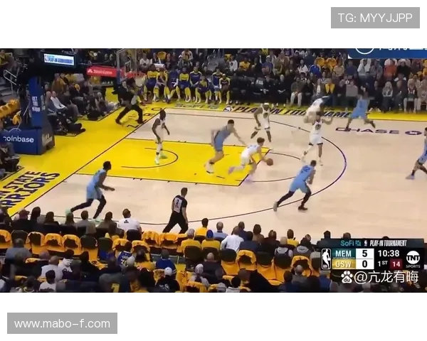 巴特勒谈阵容深厚与小佩顿交流其他球队面临巨大压力